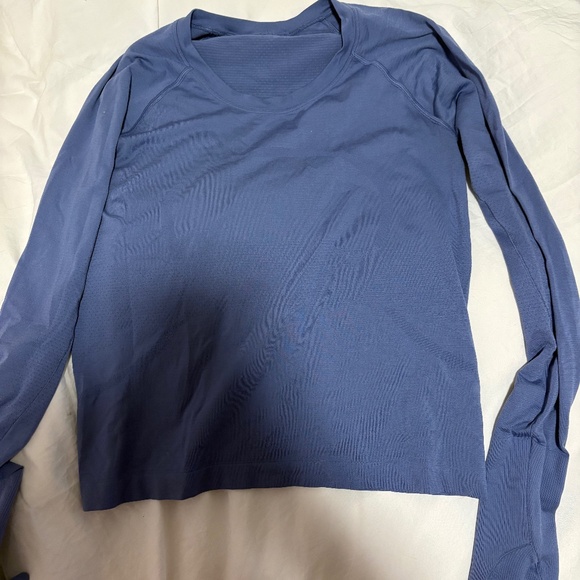 Lululemon Longsleeve - Picture 1 of 1